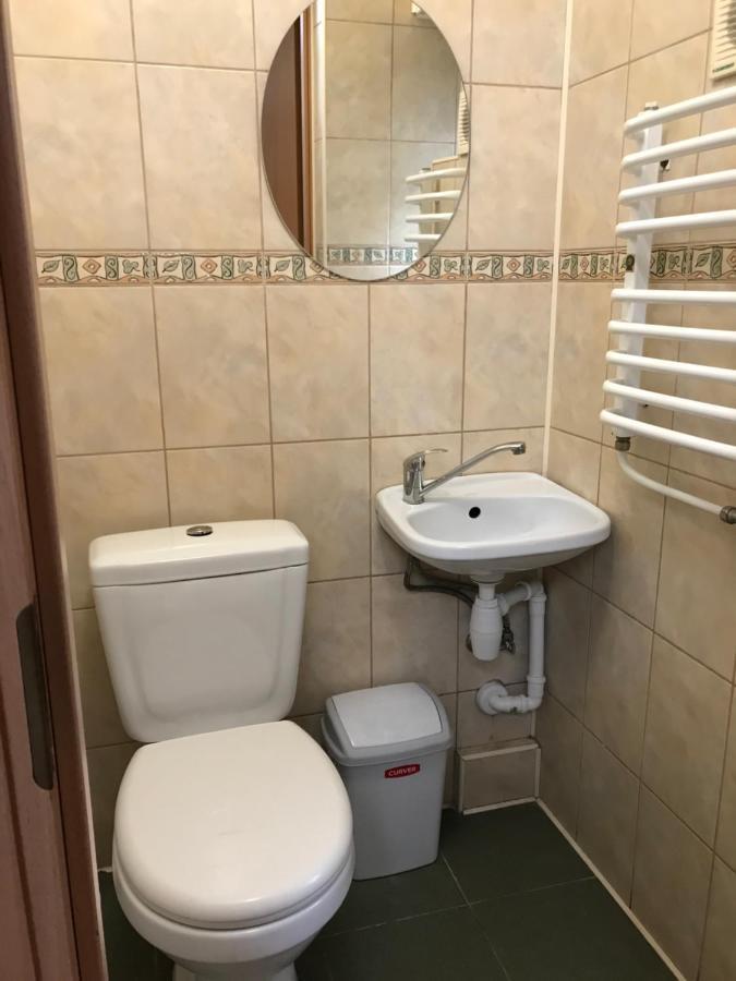 Міни-Хостел Родинного Типу Dubai Uzhhorod Εξωτερικό φωτογραφία